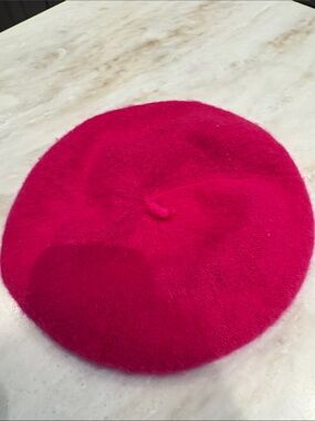 Ardene Fuchsia Beret